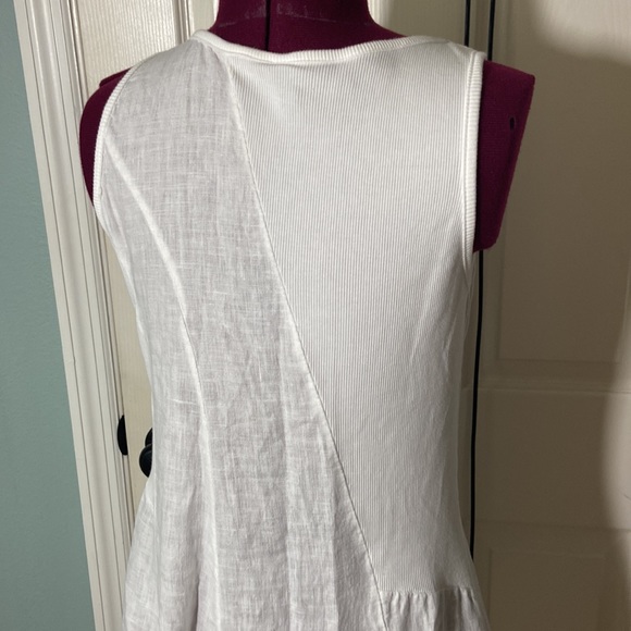 Like new beautiful Inzio Linen 2 pocket dress - Picture 8 of 10